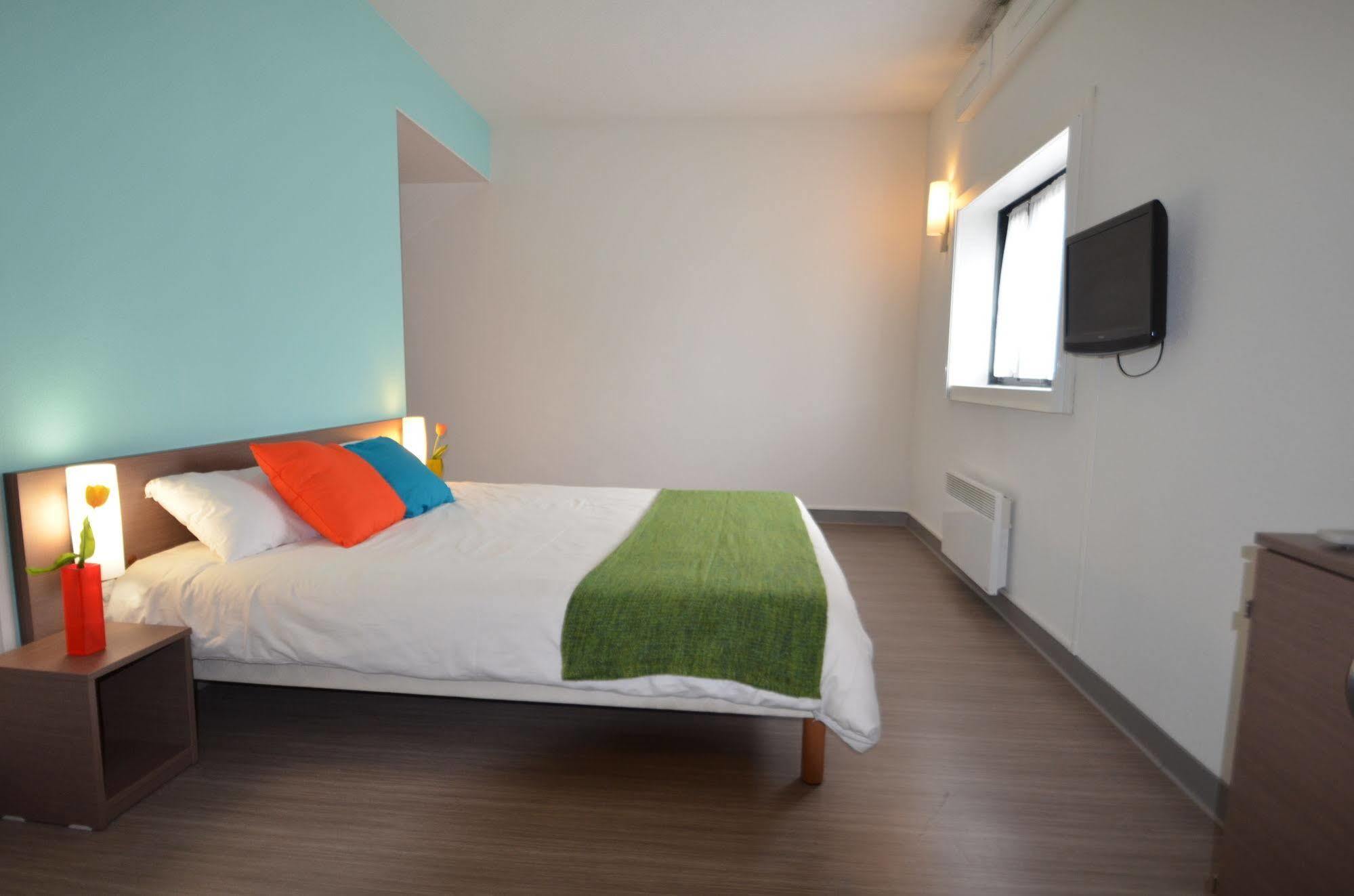 Pauseome Apparthotel Caen Exterior foto